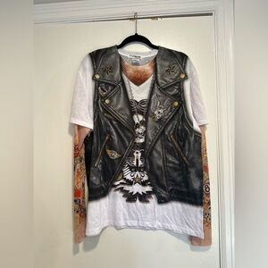 NWOT Mens Sz: L Faux Real Biker Motorcycle Vest and Tattooed Sleeves Skull Tee.
